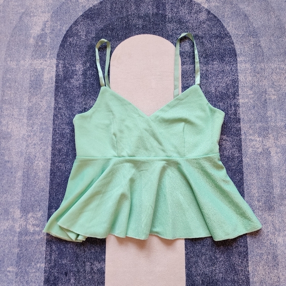 Spring Colors flowy cami bundle - Picture 2 of 4